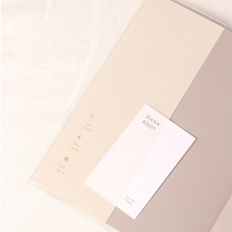 PVC cover - Dash And Dot 2021 Moon large dated weekly diary planner