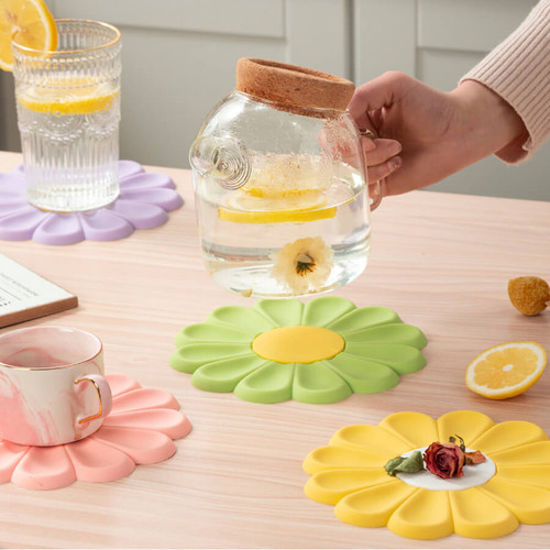 Brisk-Style-Daisy-Flower-