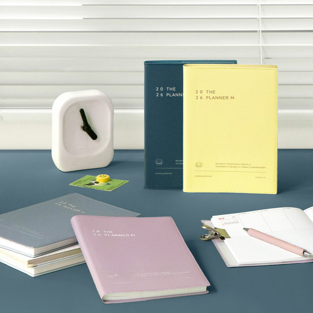 2026 Simple Medium Dated Weekly Planner