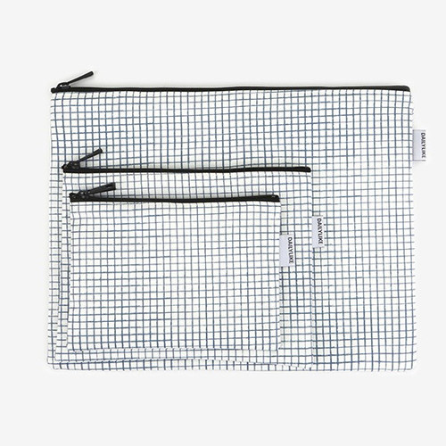 Dailylike Laminated cotton fabric zipper pouch - Blue line