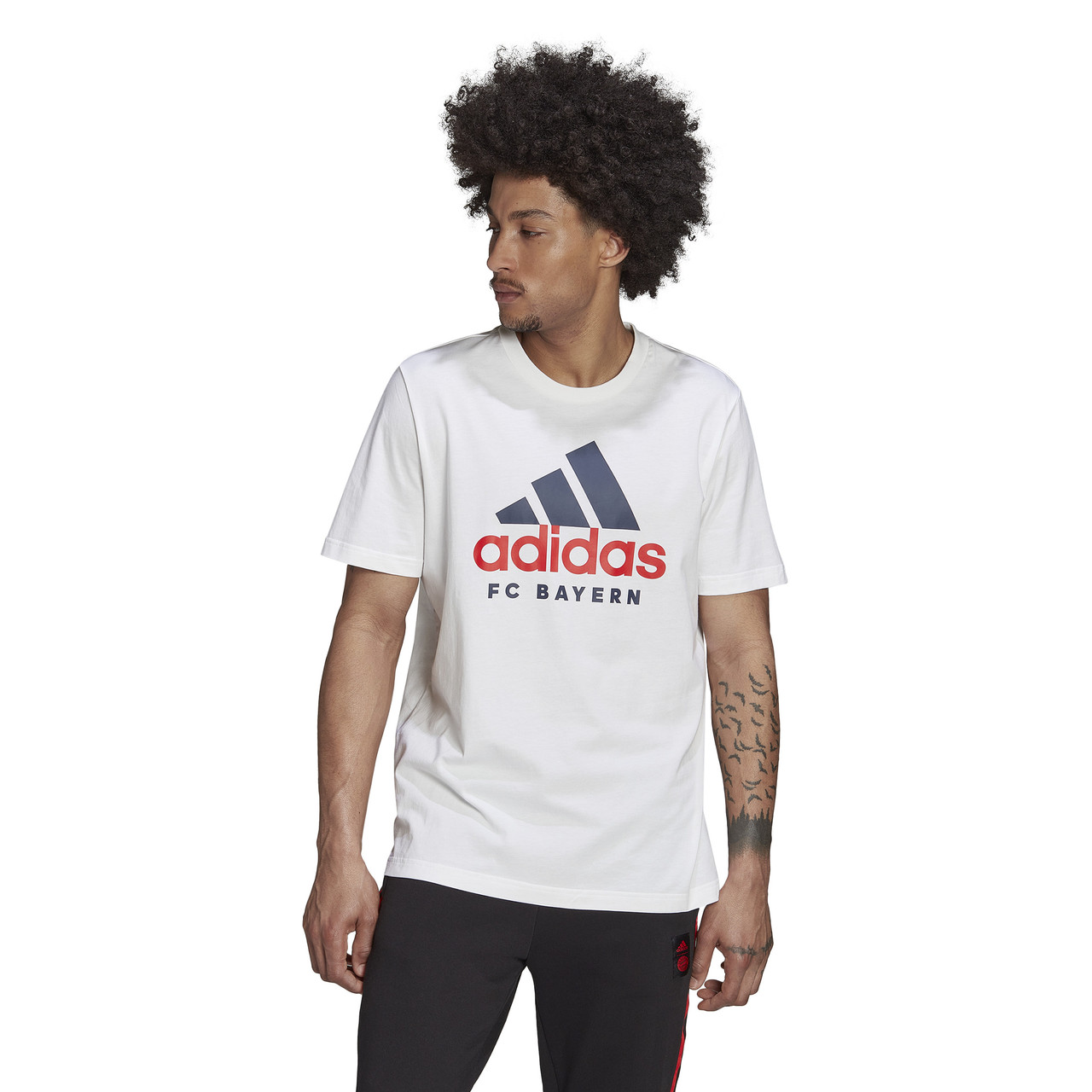 adidas Bayern Munich DNA Graphic Soccer T-Shirt Chicago 2022-23 White 