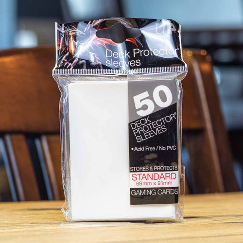 新品未開封　Ultra Pro Deck Protector 50枚入り Amazon.com: Ultra Pro 50ct Pro-Matte Lime Green Standard