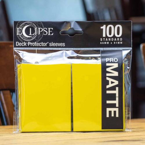 Ultra PRO Eclipse - Matte Lemon Yellow (100ct)