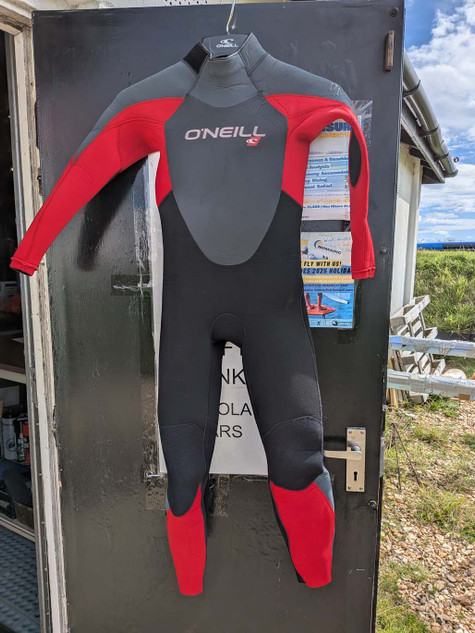 Used Oneill Kids Youth Epic 5/4mm Wetsuit Used Oneill Kids Youth Epic 5/4mm Wetsuit