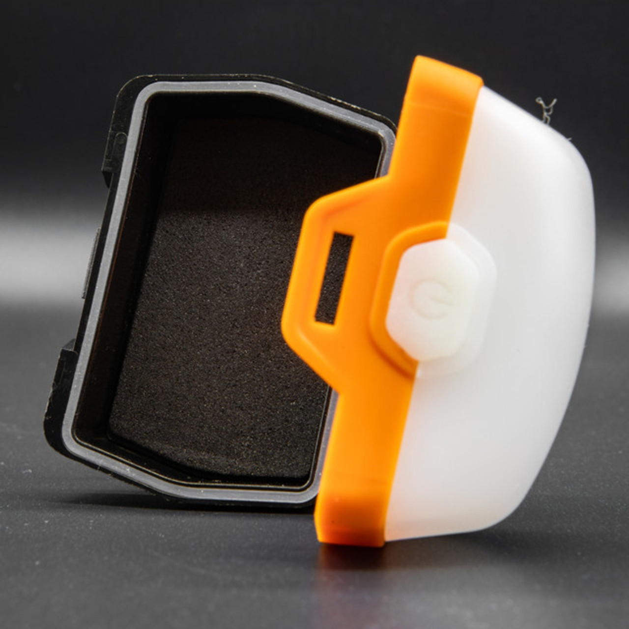 UC Gear Magnet Light - Thumbnail 2