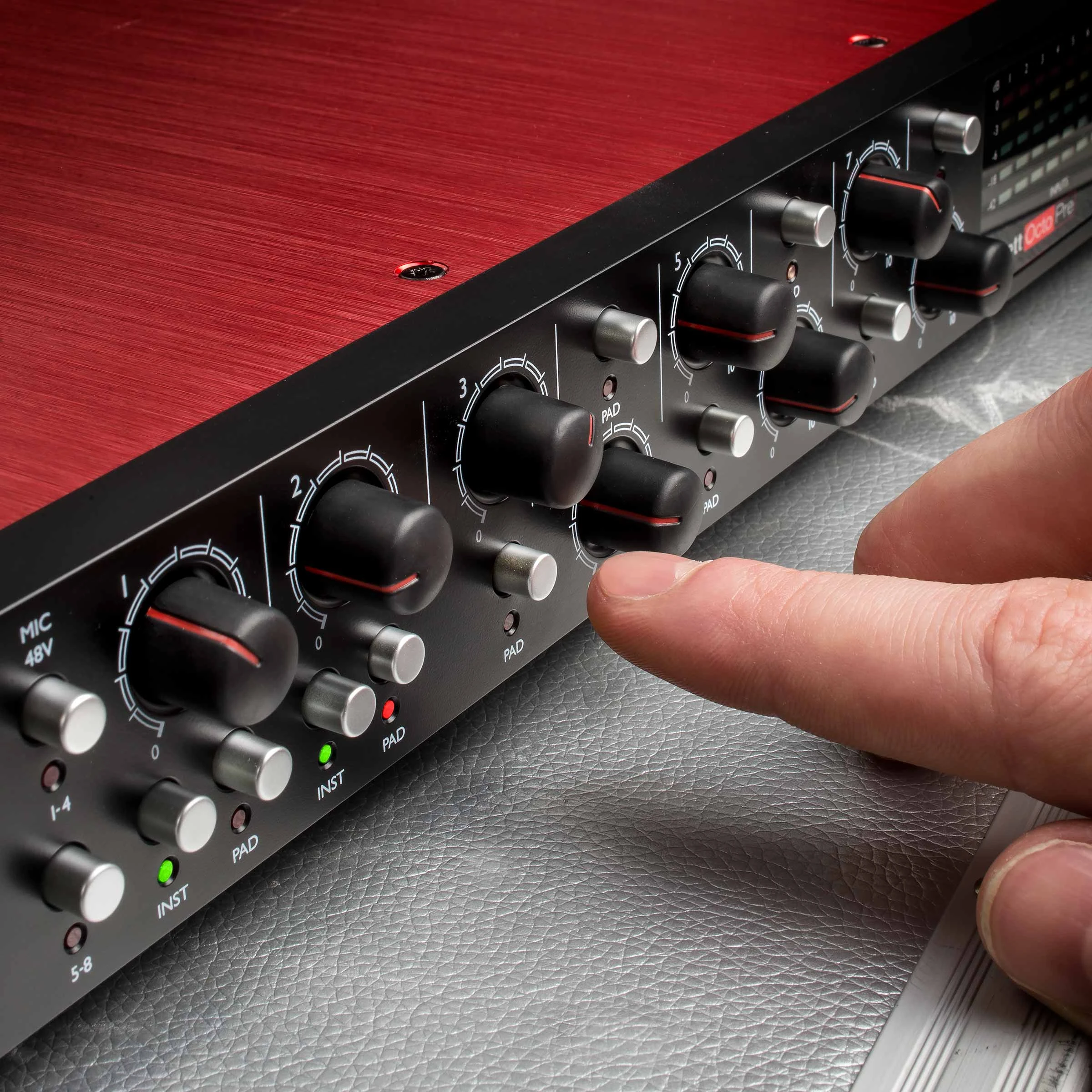 Scarlett OctoPre | Focusrite