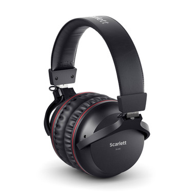 Focusrite Scarlett Solo Studio 4th Generation Headphones