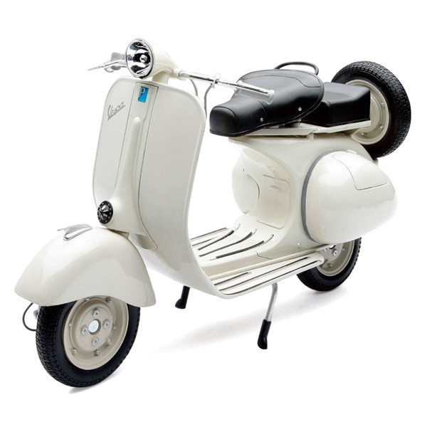 New Ray Toys Vespa Scale Model - 202798