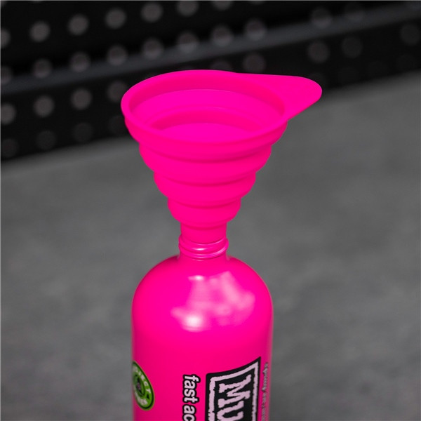 Muc-Off Silicone Funnel - 184287