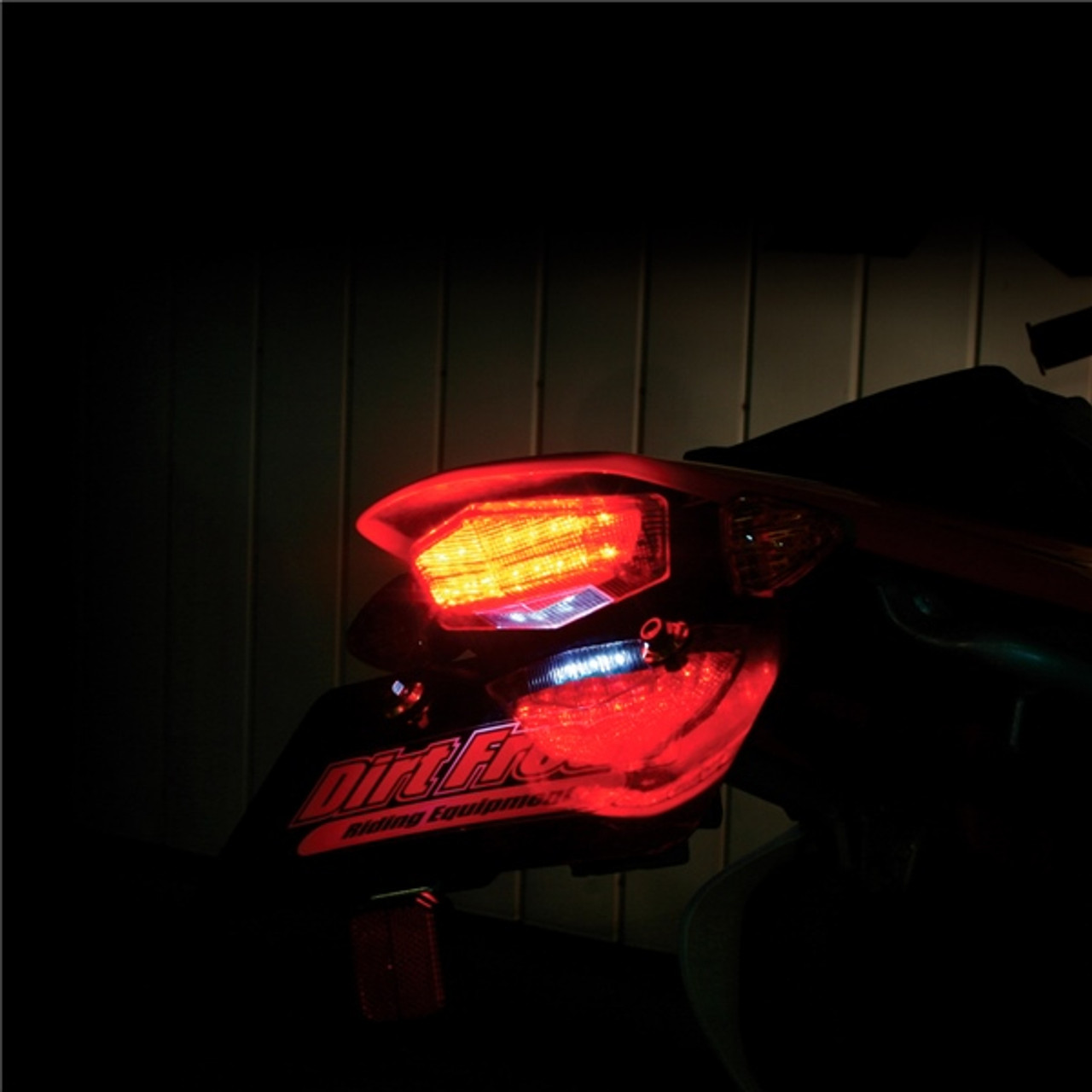 DRC/ZETA/UNIT Motoled Edge-2 Tail Light - 023851
