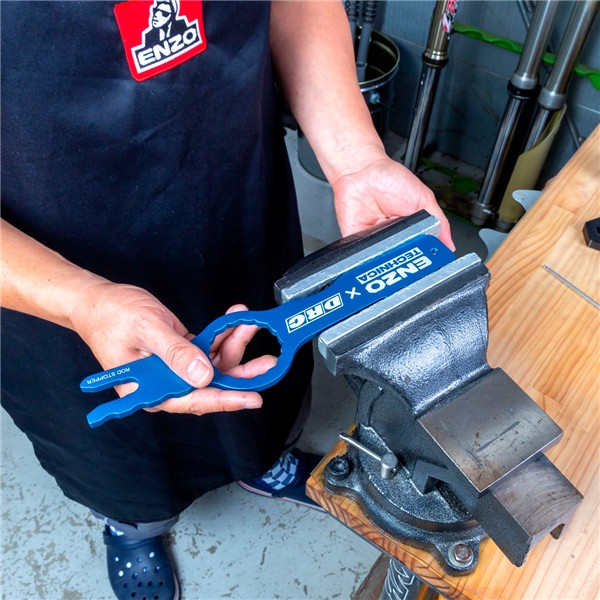 DRC/ZETA/UNIT Enzo Tool Fork Cap Spinner 428852 - 428852