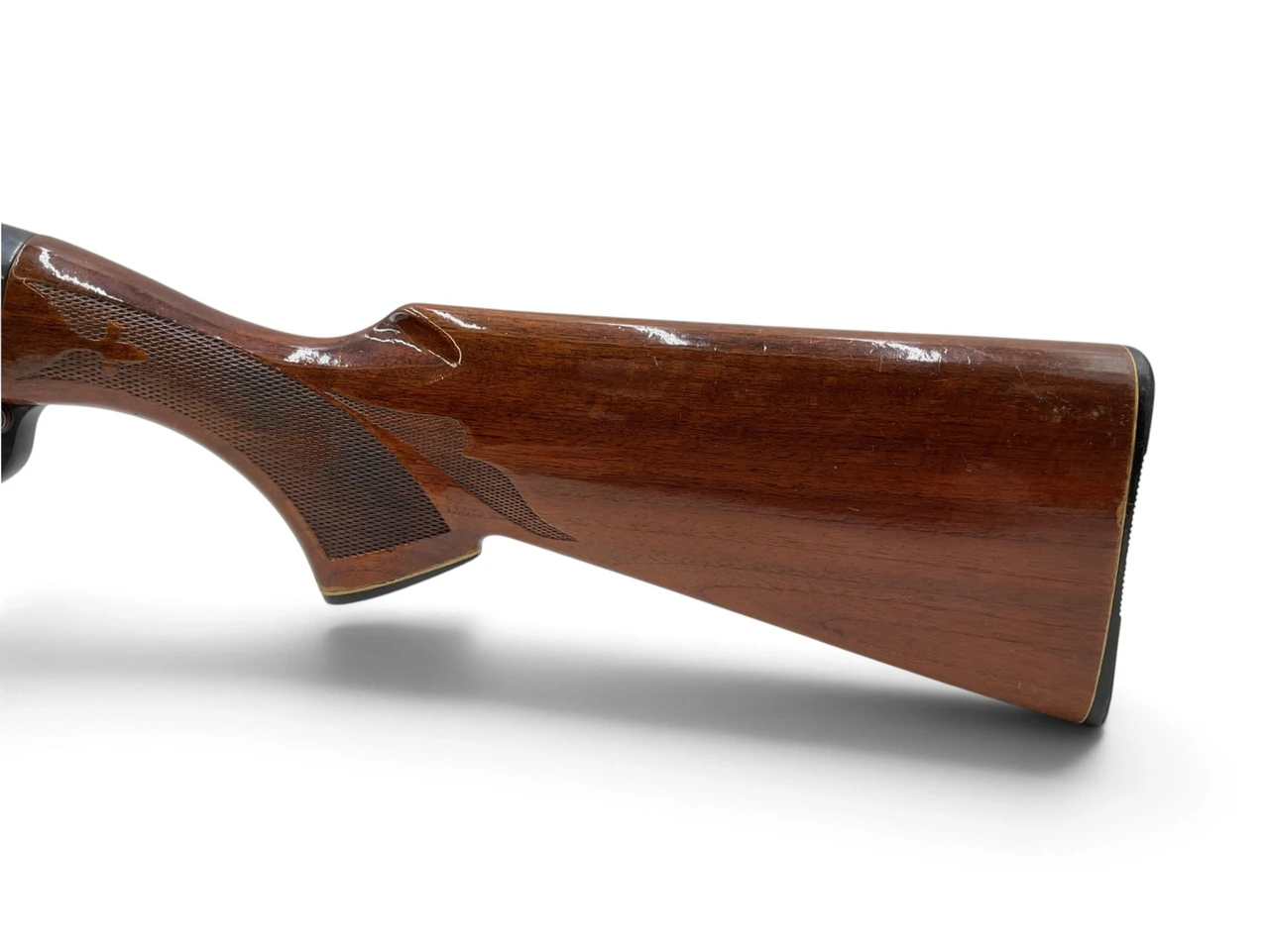Remington Model 1100 Semi Auto Shotgun 12Ga 2.75" Chamber 28" Vent Rib Barrel Wood Stock