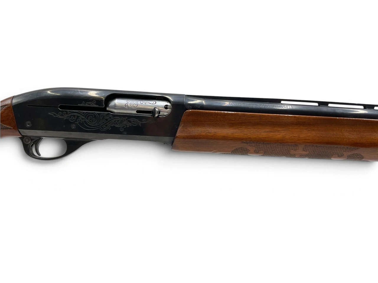 Remington Model 1100 Semi Auto Shotgun 12Ga 2.75" Chamber 28" Vent Rib Barrel Wood Stock