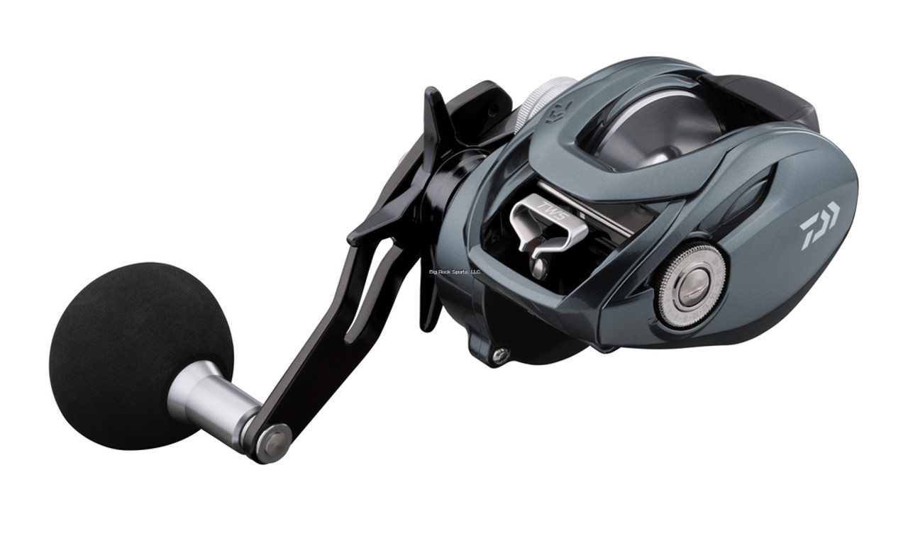 Daiwa Lexa Tws 400 size, 8CRBB, 6.3:1 ratio, 175yds 20# mono