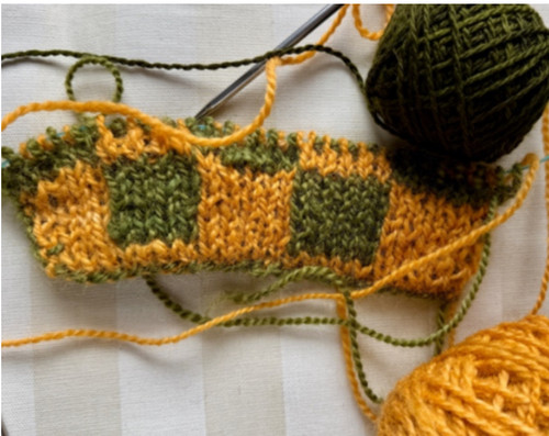 Friday, Nov 14, Morning Reversible Two-Color Knitting Class with Mary Lou Egan