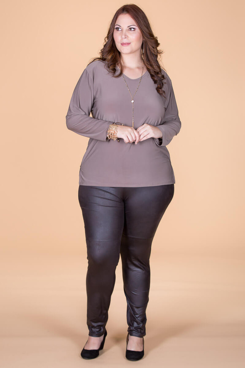 What To Wear With Leather Leggings Plus Size Women's