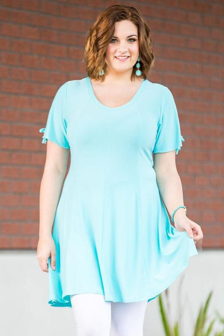 Pretty as a Picture Short Sleeve Top - Baby Blue