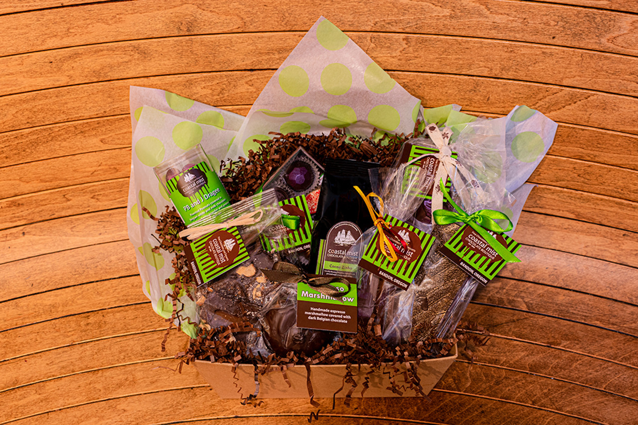 Astonished Retail Chocolate Gift Hamper with Handmade Wheel Basket | Table Decor  Gift for Diwali, 1 : Amazon.in: Grocery & Gourmet Foods