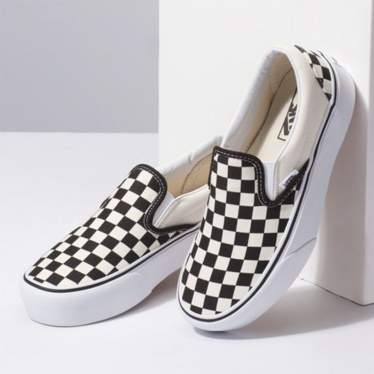 vans classic slip on platform