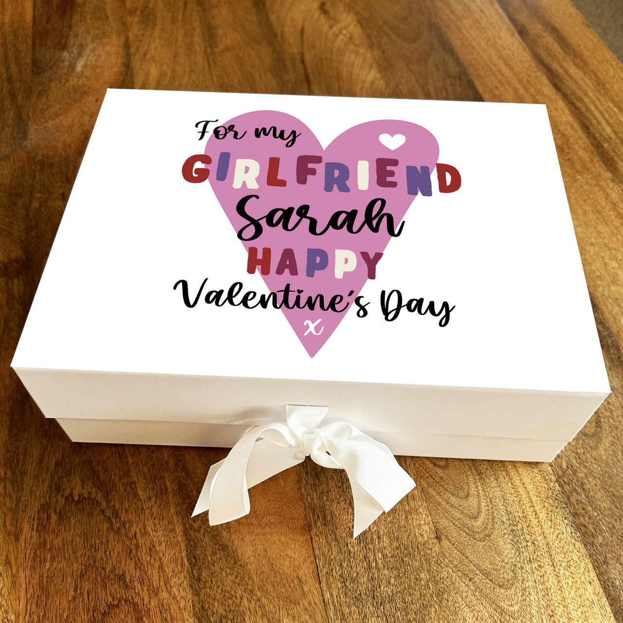 Box with discount pictures for girlfriend