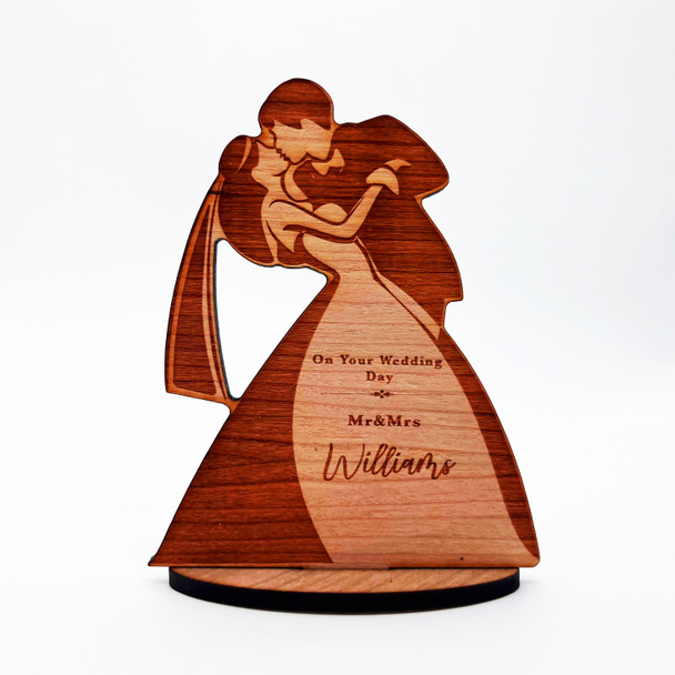 Engraved Wood On Your Wedding Day Couple Silhouette Keepsake Personalised Gift