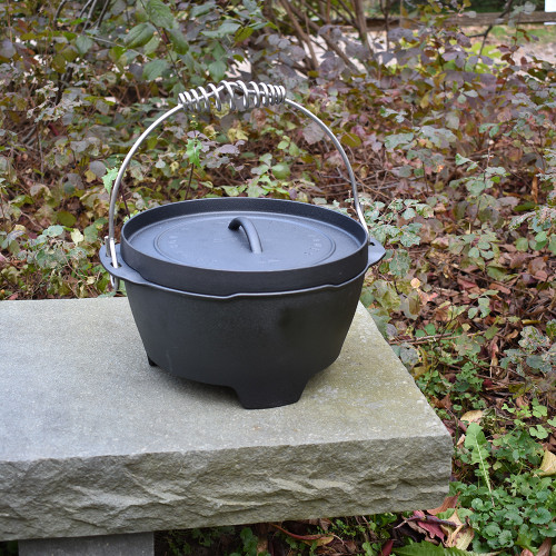 Barebones Cast Iron Dutch Oven