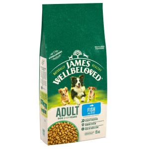 Green bag of James Wellbeloved adult dog food, fish and rice flavour, with images of dogs.