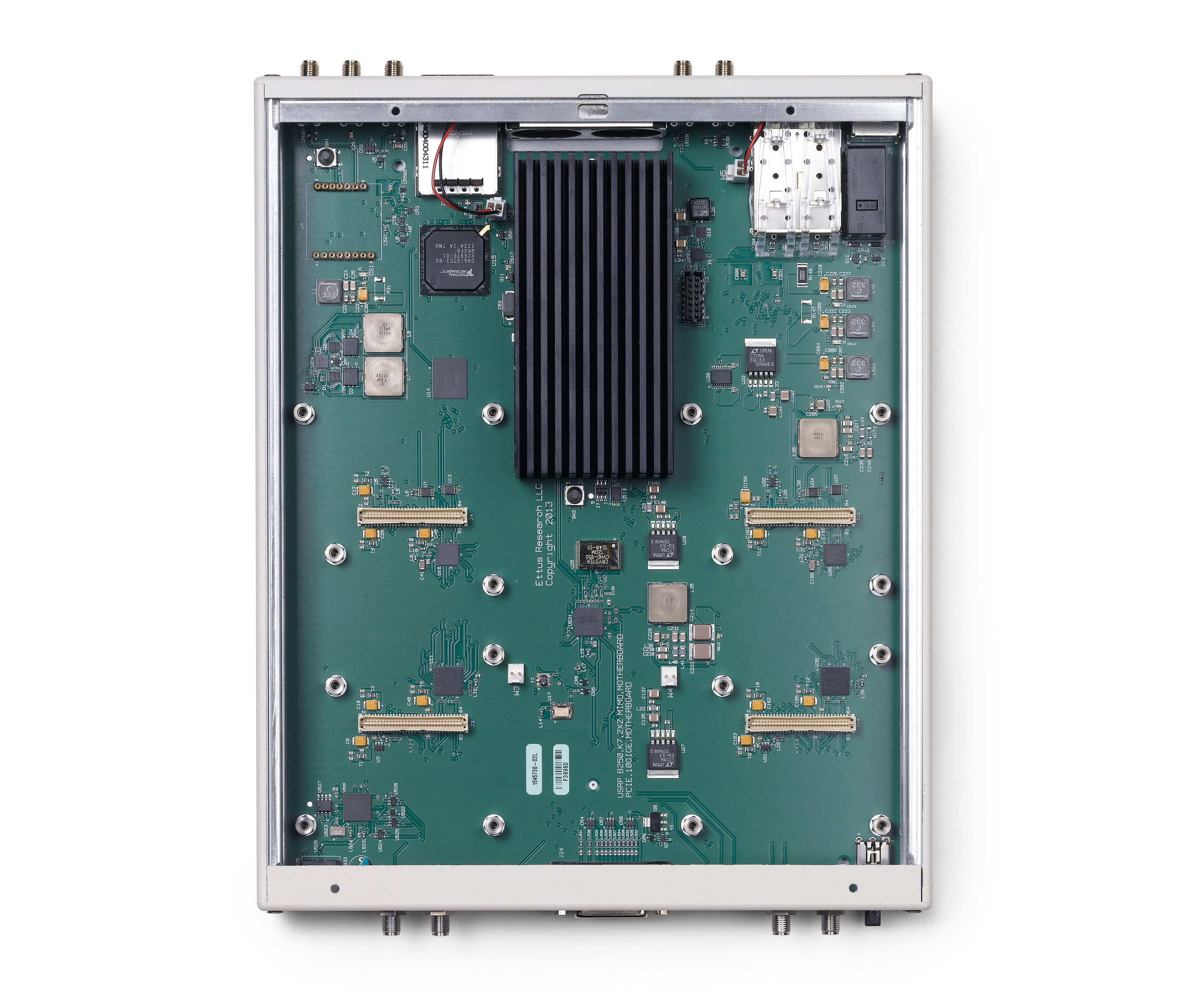 NI Ettus USRP X310: 2x2, 70MHZ-6GHz SDR/Cognitive Radio - Digilent