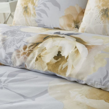 Catherine Lansfield Dramatic Floral Easy Care Polycotton Duvet Cover Set