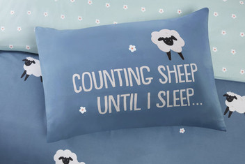 Counting Sheep Warm Soft Polyester Microfibre Duvet Cover Set