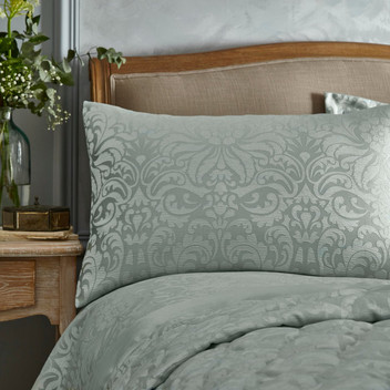 Worcester Ornate Jacquard 100% Polyester Bedding Curtains Matching Range