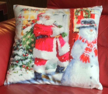 Santa & House Winter Festive Xmas Soft Touch Cushion Cover 18" x 18"
