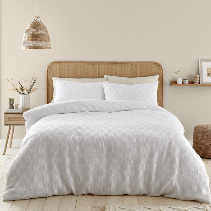 Catherine Lansfield White Waffle Checkerboard Textured Duvet Quilt Cover Set