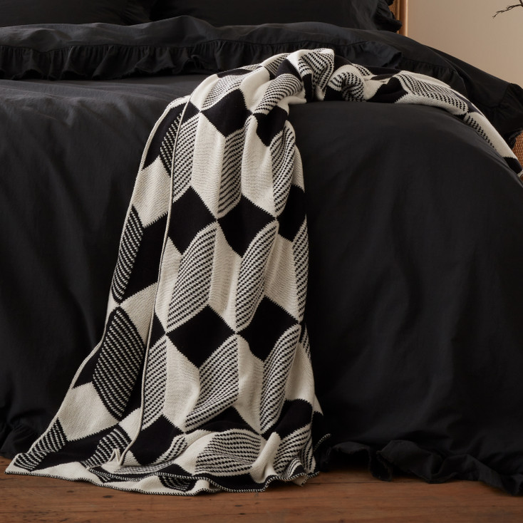 Style Sisters Black Ecru Knitted Cube 100% Cotton 150cm x 180cm Blanket Throw