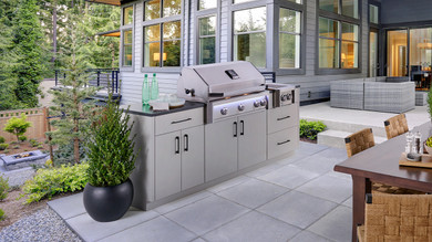 How to Choose a Distributor for Outdoor Living Projects: A Guide for Builders, Landscapers, and Designers