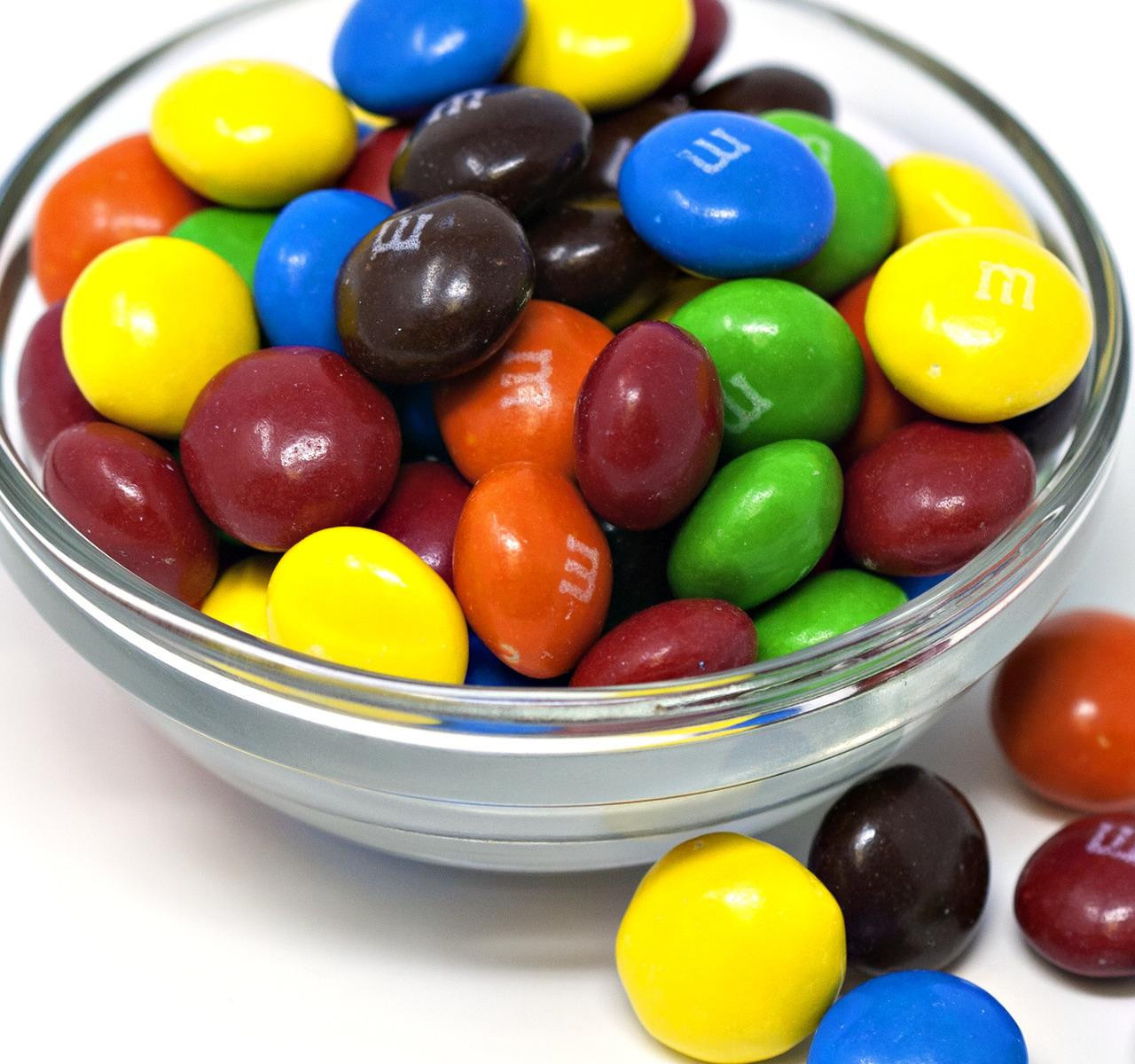 Peanut M&M'S Red Candy