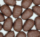 Milk Chocolate Vanilla Butter Cream Eggs 4/3lb View Product Image