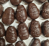 Milk Chocolate Vanilla Butter Cream Eggs 4/3lb View Product Image
