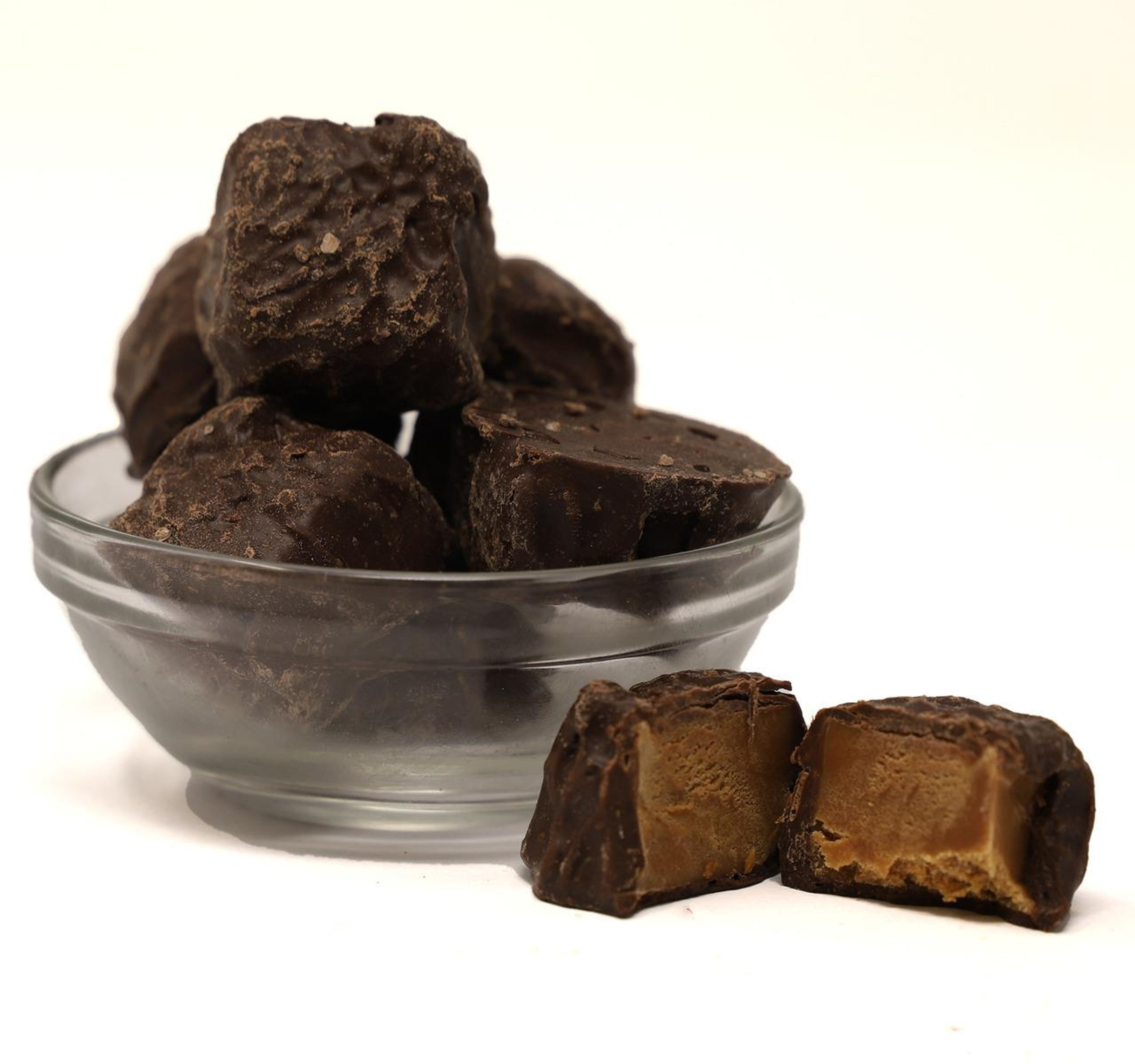 Dark Chocolate Vanilla Caramels with Sea Salt 5lb