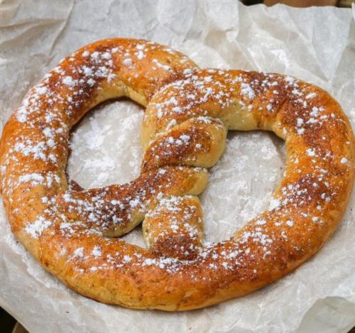 Sour Cream & Onion Soft Pretzels