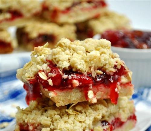 Cherry Pie Crumb Bars