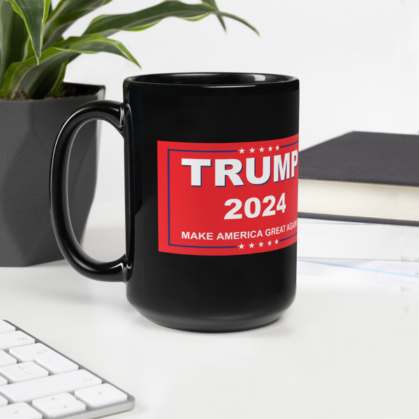 Trump 2024 Rd Flag Black Glossy Mug