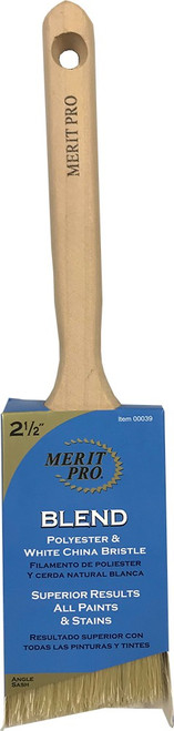 Merit Pro 00039 2-1/2" White China Bristle Polyester Angle Sash Brush