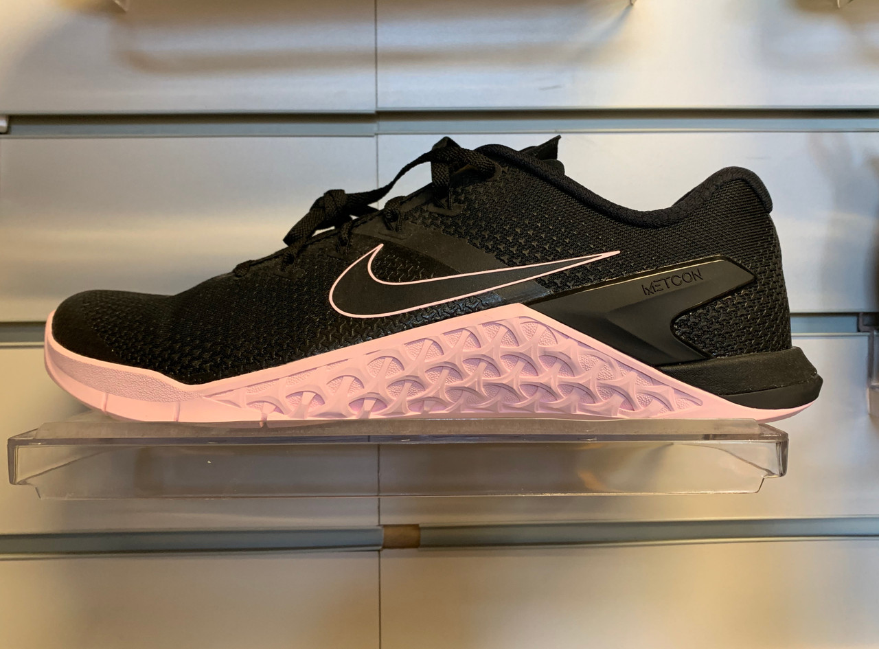 nike metcon pink and black