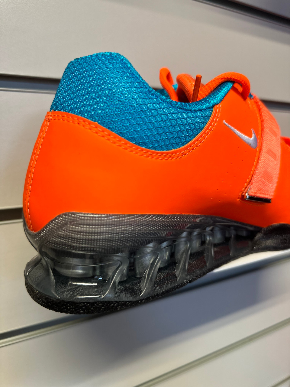 New Nike Romaleos 2 Weightlifting Shoes Bright Orange UK 9 US 10 - HQ