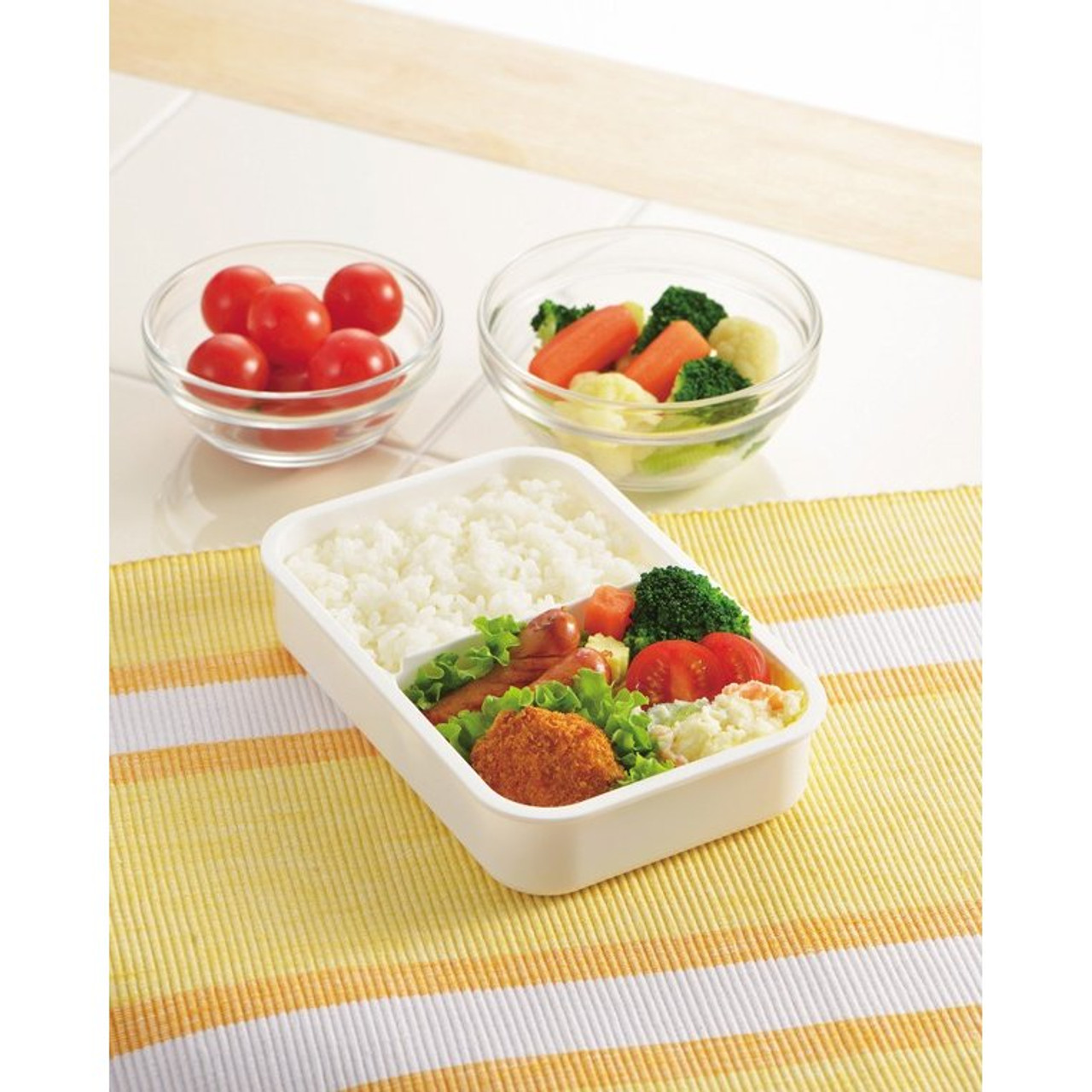 Lunch Box with Clear Lid and Partition 1000ml - Merae