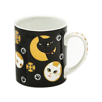 Mischievous Kitty-Cat Black Mug