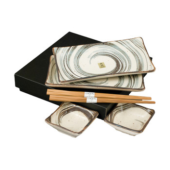 Beige Swirled Plate Set