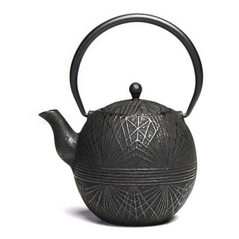 Rikyu Spider-Web Cast Iron Teapot - Black