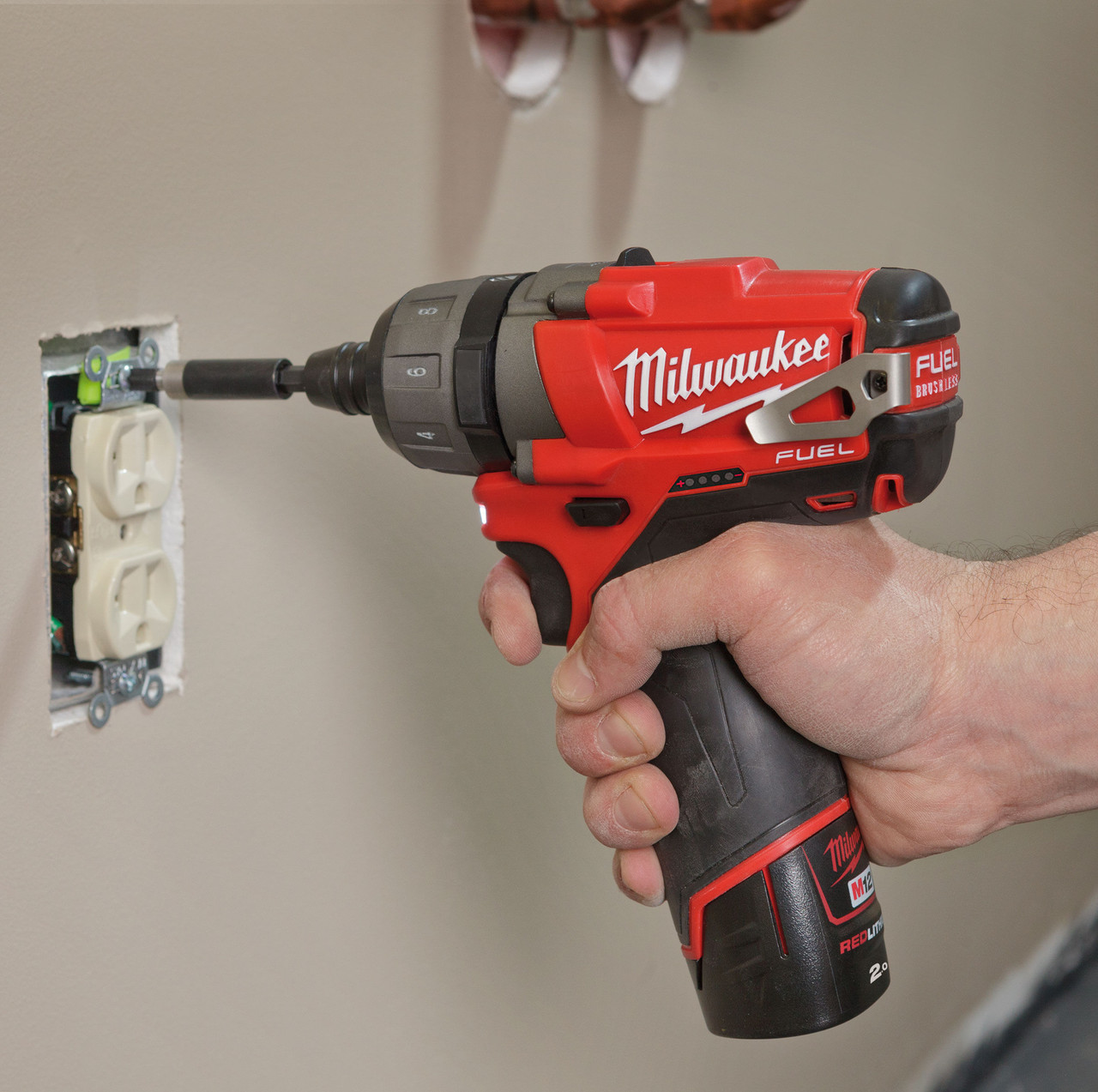 Milwaukee M12 CD202C Fuel Compact Cordless Screwdriver 12 V